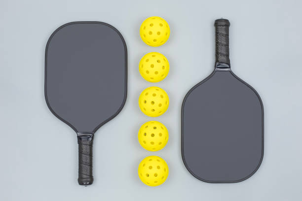 Can I Take a Pickleball Paddle on a Plane?